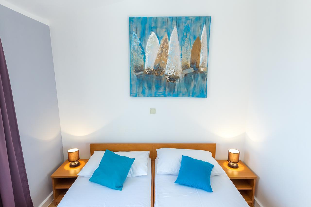 Apartments In City Center Ventus ノヴァリャ エクステリア 写真