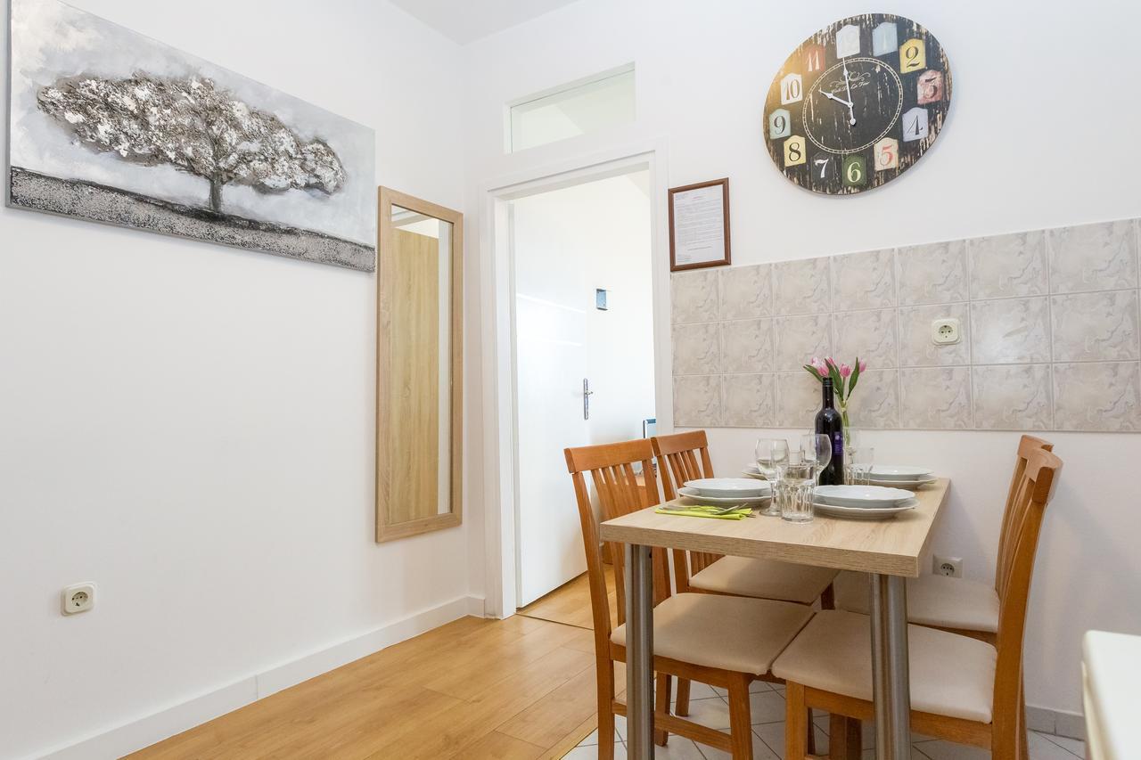 Apartments In City Center Ventus ノヴァリャ エクステリア 写真