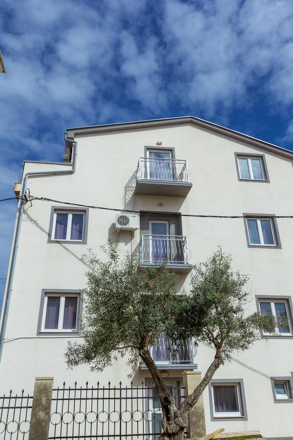 Apartments In City Center Ventus ノヴァリャ エクステリア 写真